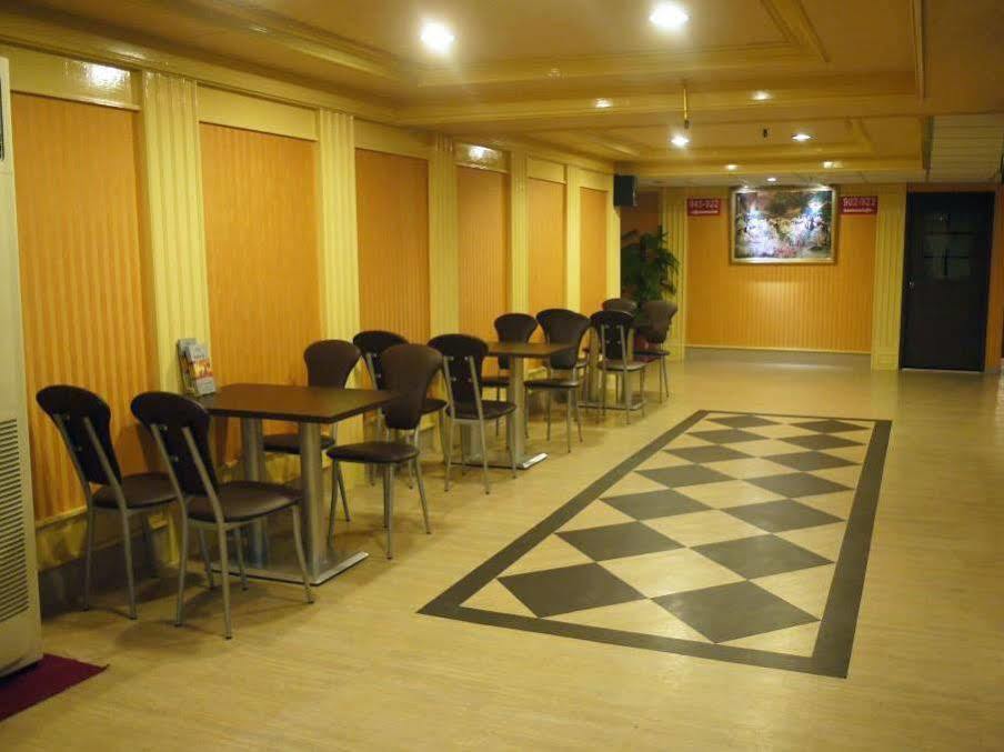 טאויואן Jing Dian Business Hotel מראה חיצוני תמונה